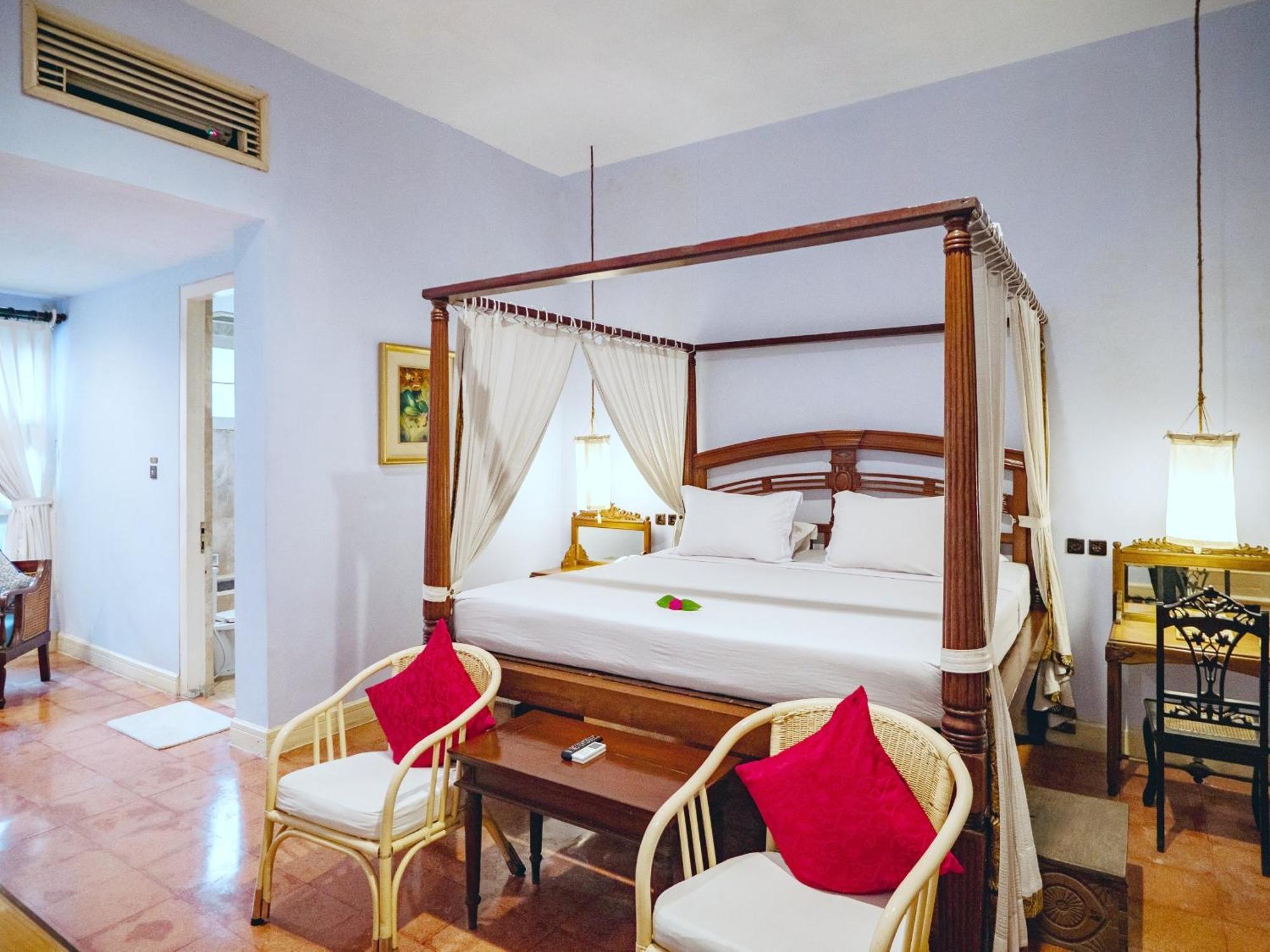 Hotel Tugu Blitar Ngoại thất bức ảnh