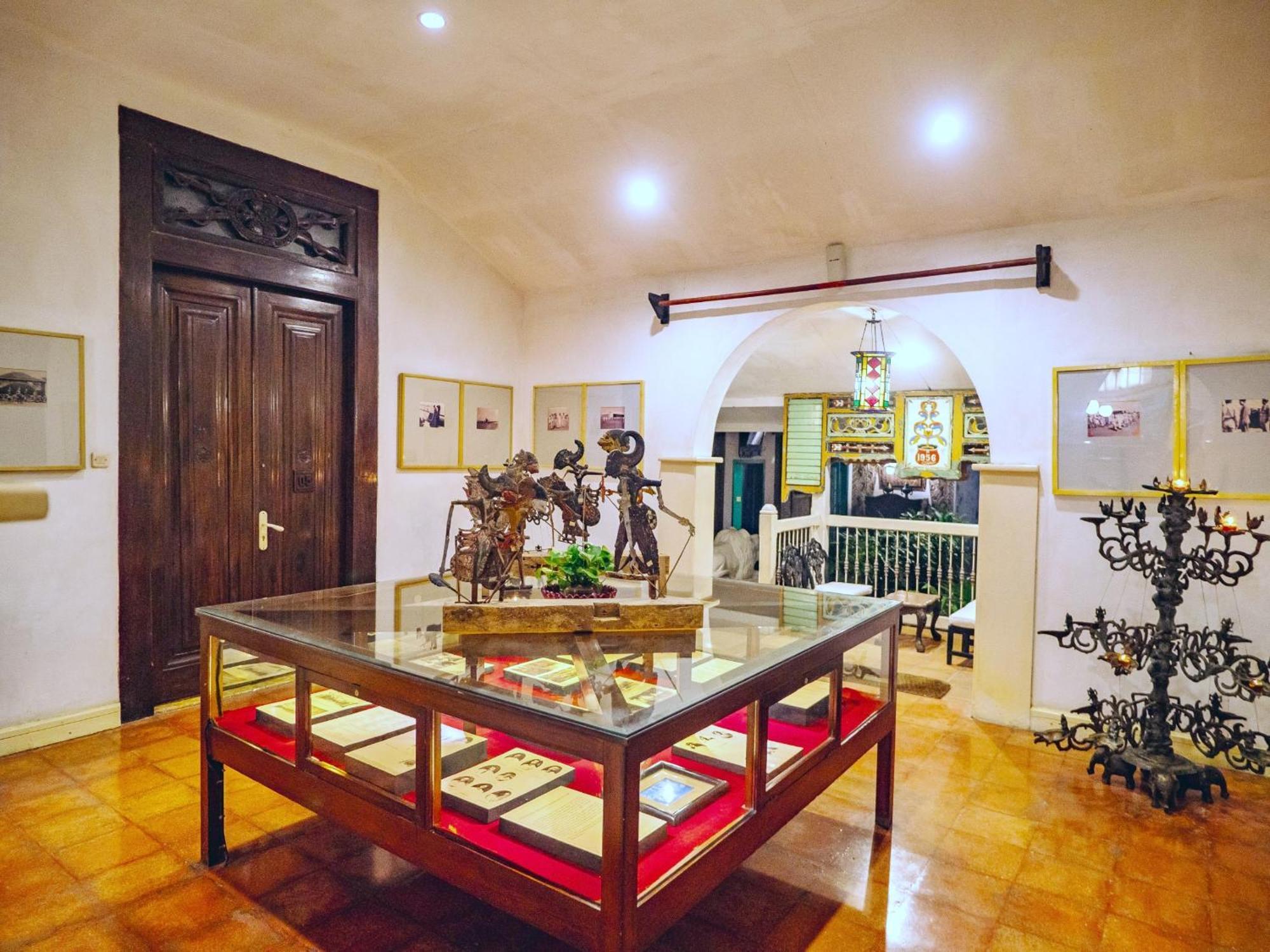 Hotel Tugu Blitar Ngoại thất bức ảnh