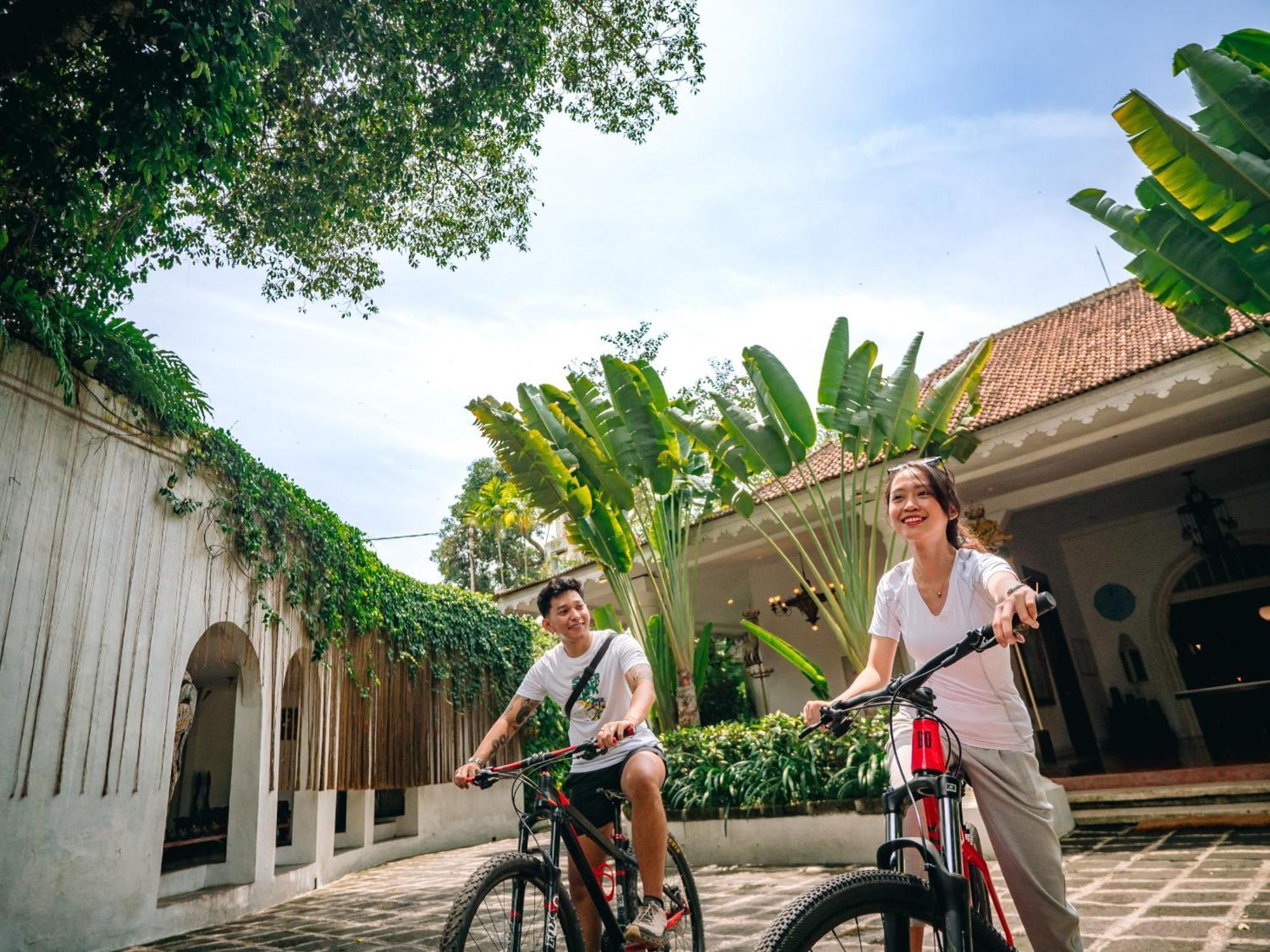 Hotel Tugu Blitar Ngoại thất bức ảnh
