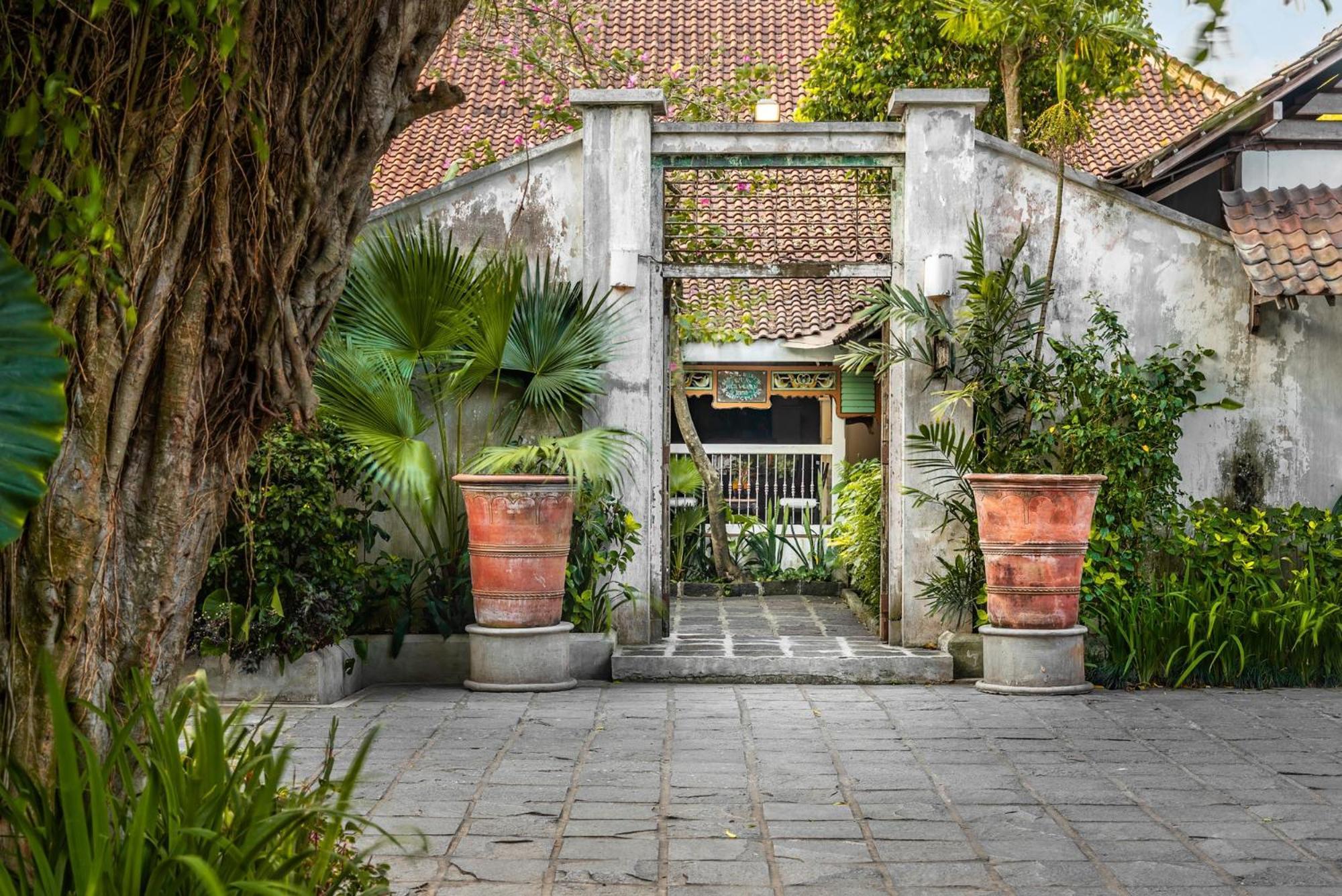 Hotel Tugu Blitar Ngoại thất bức ảnh